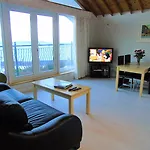 Bella Vista Hotel&self Catering 3*