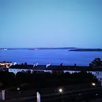 Bella Vista Hotel&self Catering Hotel An Cóbh