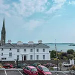 Bella Vista & Self Catering Hotel Cobh