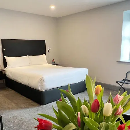 Bella Vista & Self Catering 3*