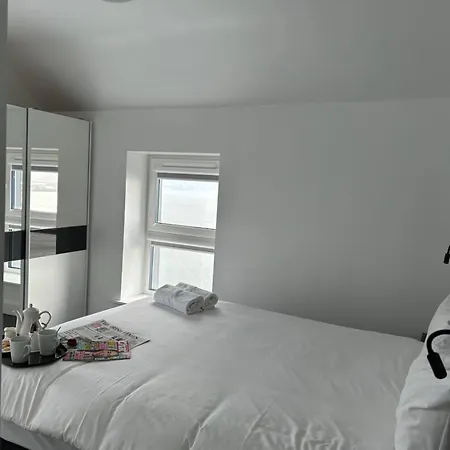Bella Vista & Self Catering Cobh