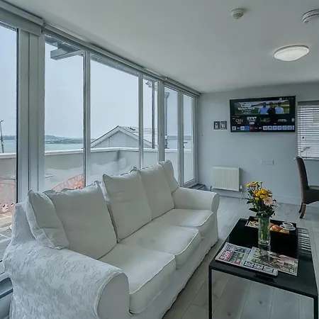 Hotel Bella Vista & Self Catering Cobh