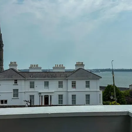 Bella Vista & Self Catering 3* كوب