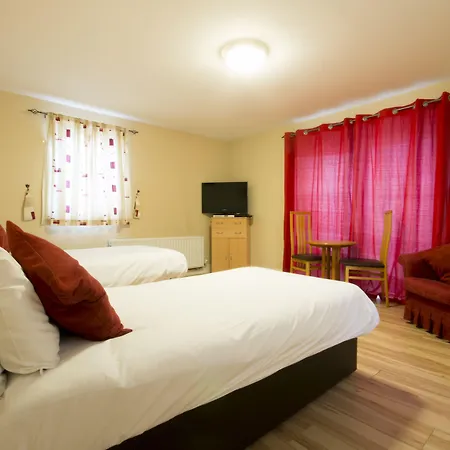 فندق Bella Vista & Self Catering 3*