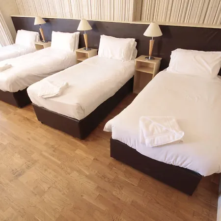 Bella Vista & Self Catering 3*