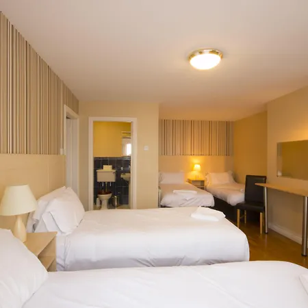 Bella Vista & Self Catering Hotel Cobh