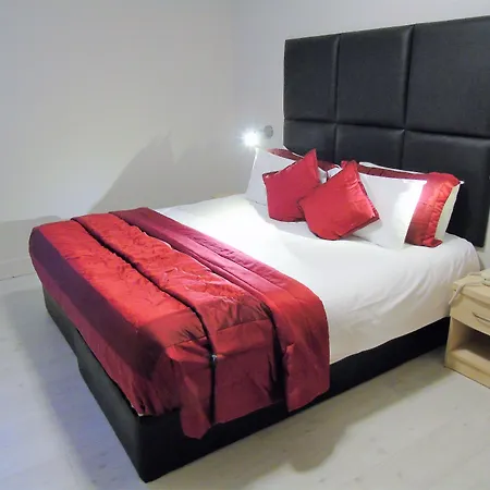 Bella Vista & Self Catering Ξενοδοχείο Κομπ