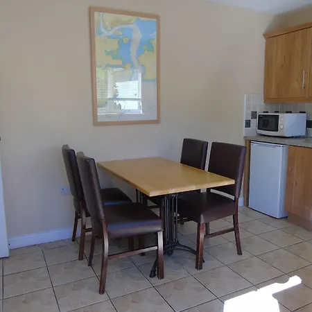 Bella Vista & Self Catering فندق