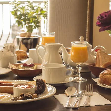 Bella Vista & Self Catering 3* كوب