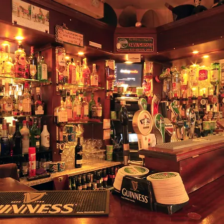 Bella Vista & Self Catering 3*