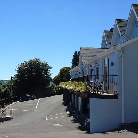 Bella Vista & Self Catering 3* كوب