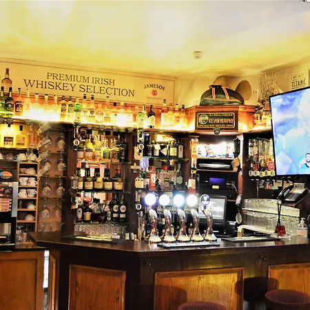 Hotel Bella Vista & Self Catering 3*