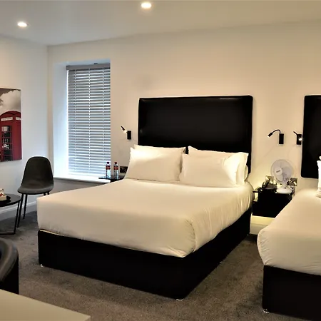 Hotel Bella Vista & Self Catering Cobh