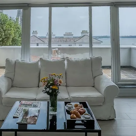 Hotel Bella Vista & Self Catering 3*