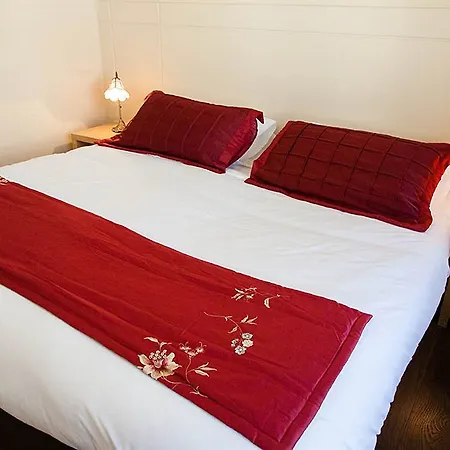 Bella Vista & Self Catering Hotel 3*