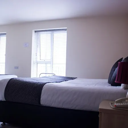 Hotel Bella Vista & Self Catering 3*