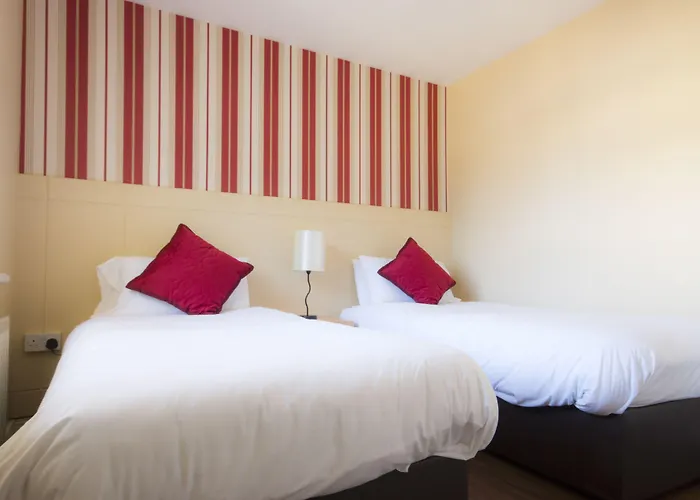 Hotel Bella Vista & Self Catering 3*