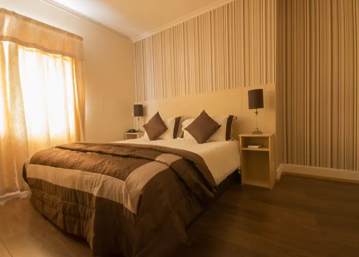 Bella Vista Hotel&self Catering Hotel An Cóbh