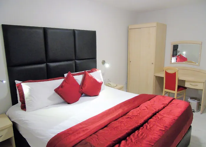 Bella Vista & Self Catering 3*