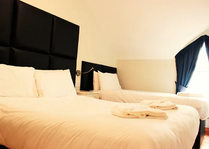 Bella Vista & Self Catering Hotel 3*