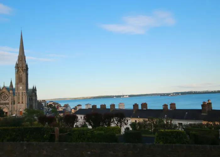 Bella Vista Hotel&self Catering Hotel 3*