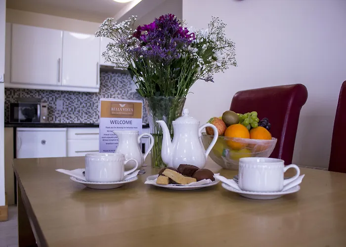 Bella Vista & Self Catering Hotel Cobh