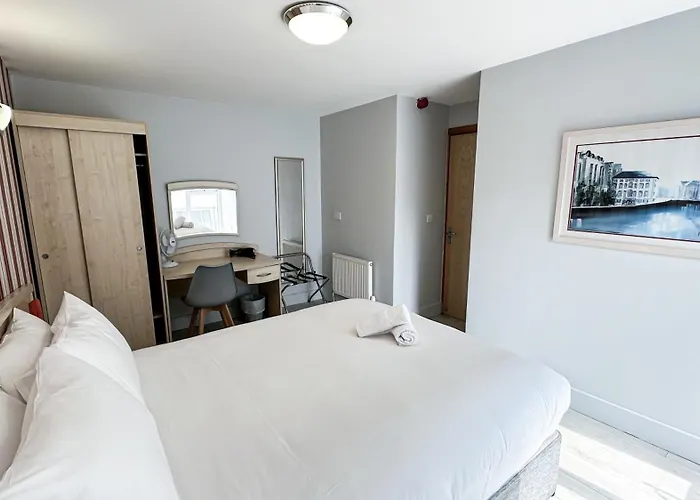 Bella Vista Hotel&self Catering 3*